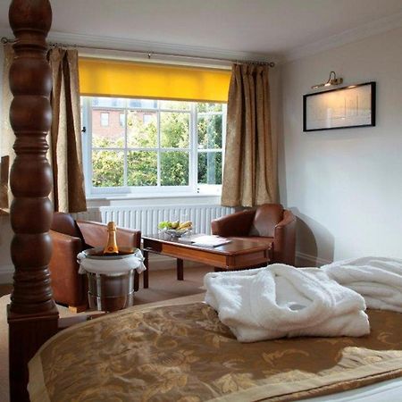 The Chequers Hotel Newbury  Luaran gambar