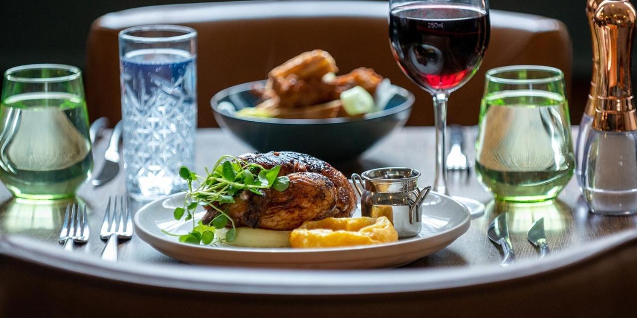 The Chequers Hotel Newbury  Luaran gambar