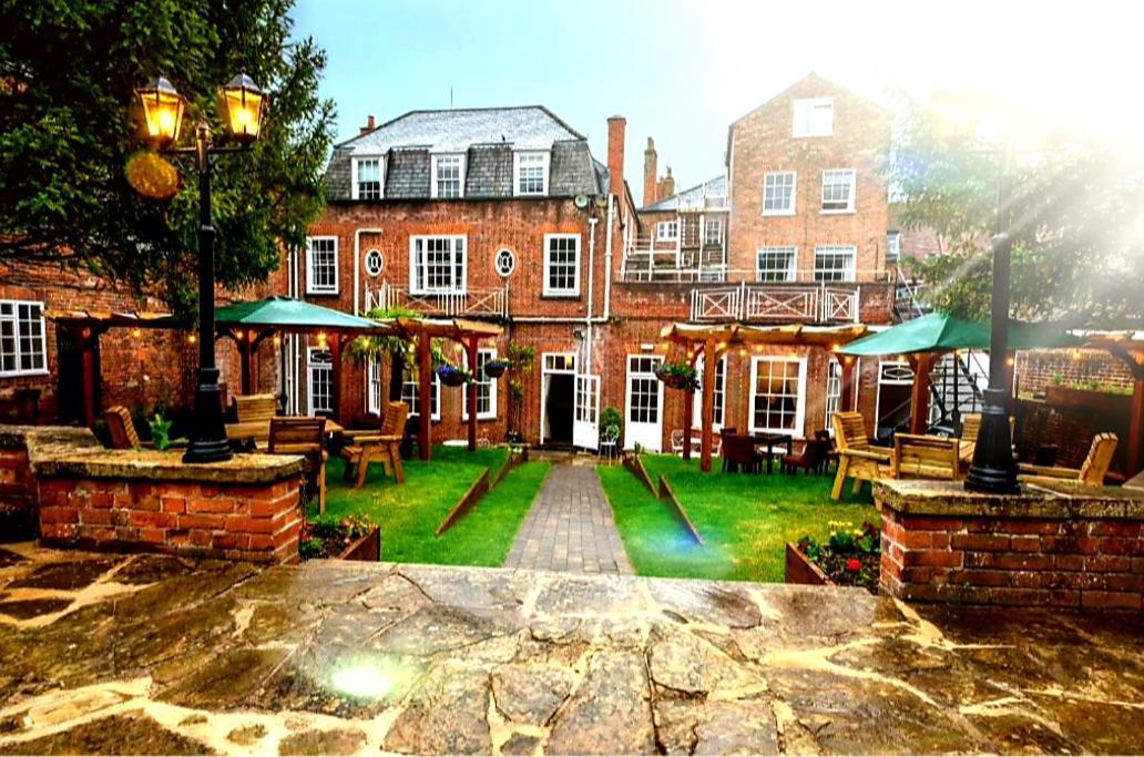 The Chequers Hotel Newbury  Luaran gambar