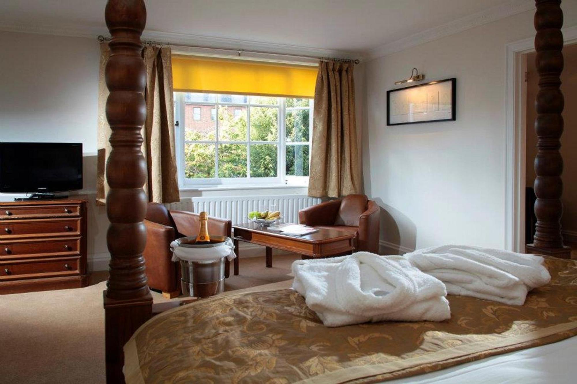 The Chequers Hotel Newbury  Luaran gambar