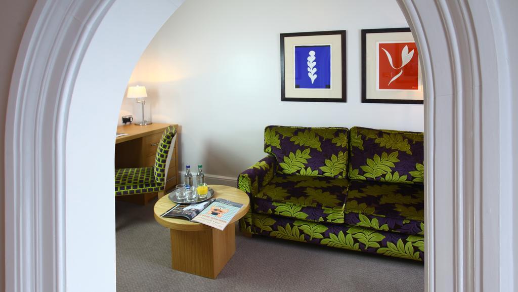 The Chequers Hotel Newbury  Luaran gambar