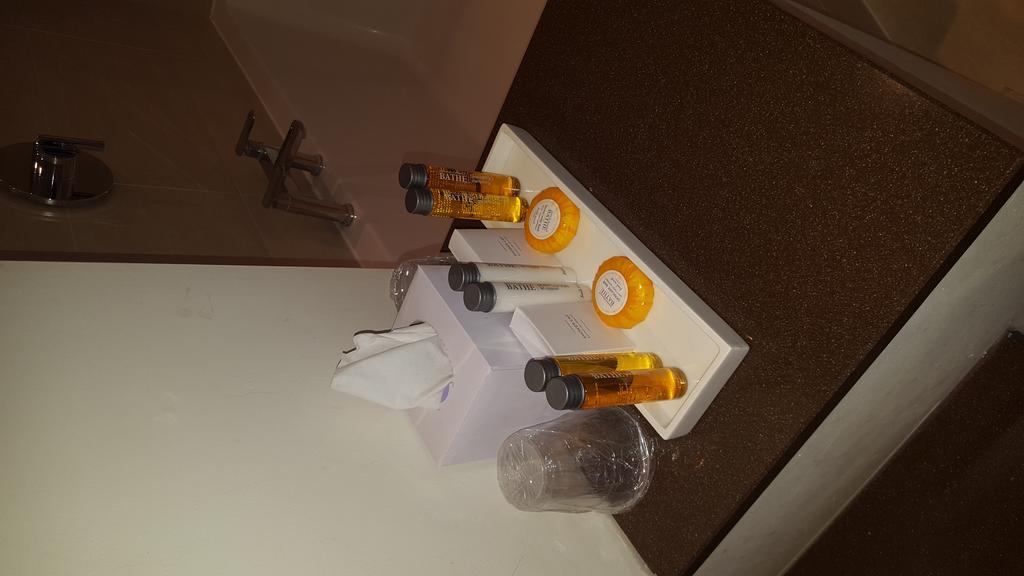 The Chequers Hotel Newbury  Luaran gambar