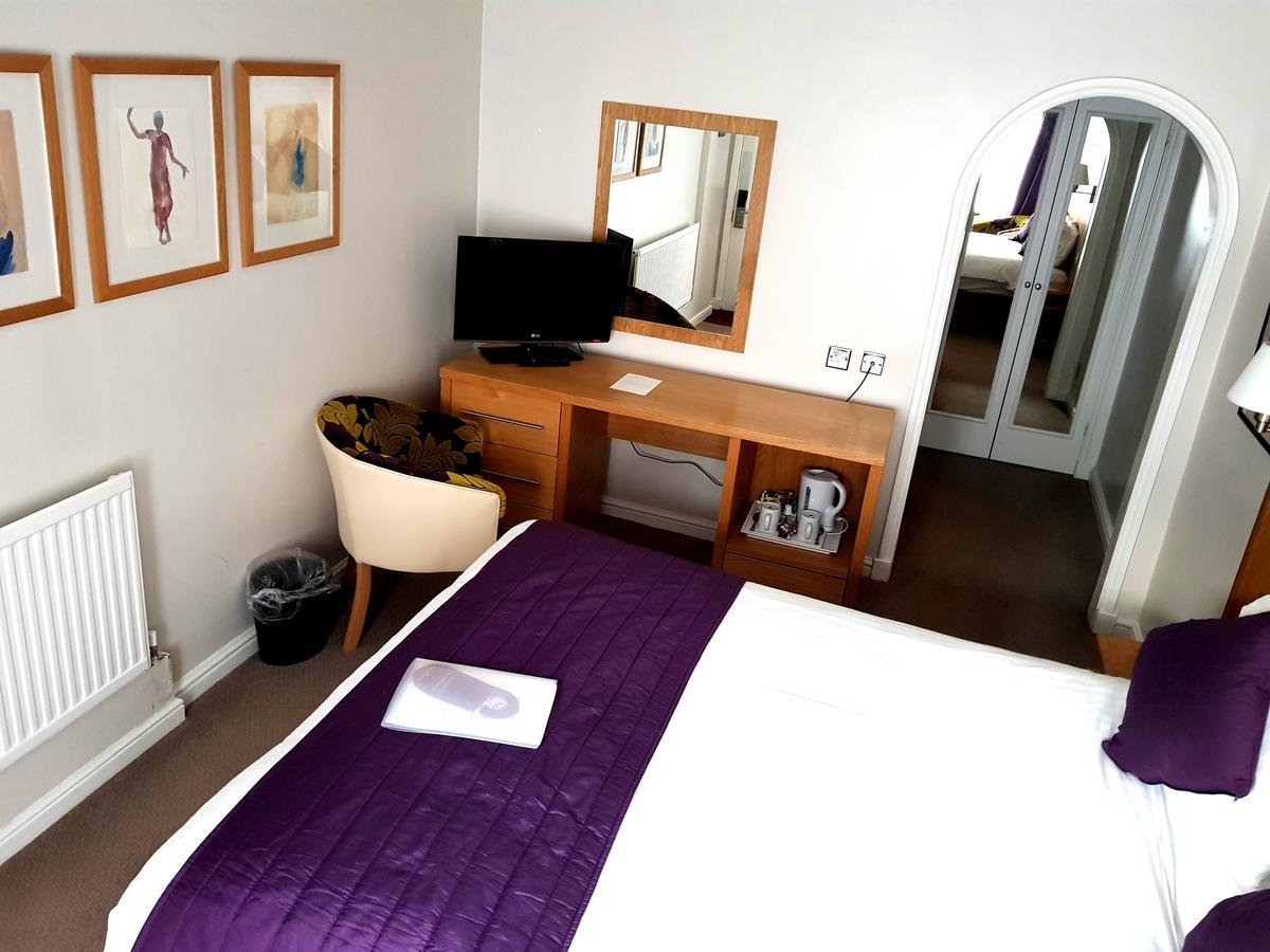 The Chequers Hotel Newbury  Luaran gambar